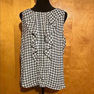 Elle Large Black and White Houndstooth Blouse